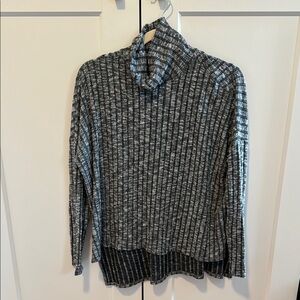 American Eagle AE Grey Turtle Neck Flowy Sweater